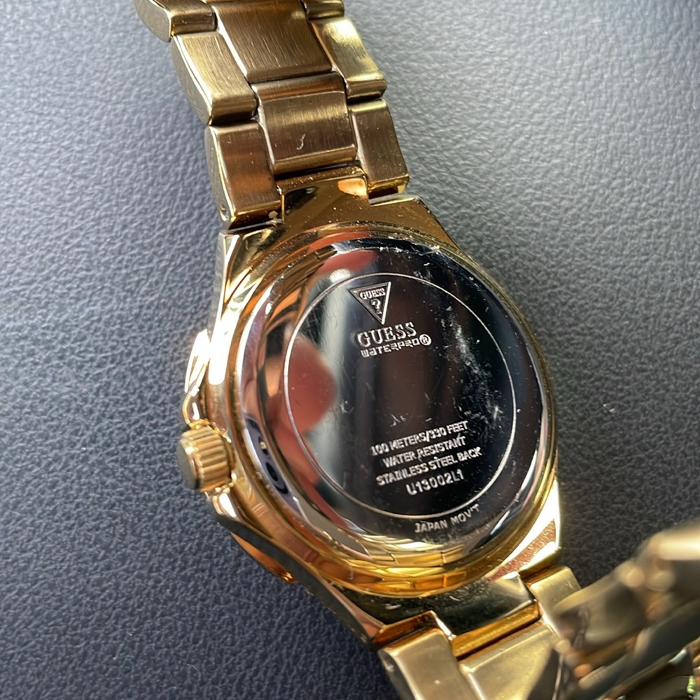 Guess Prism Watch - Picture 3 of 3